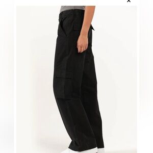 Tilly’s RSQ Womens Low Rise Cargo Pants Sold out black cargo pants 100% Cotton